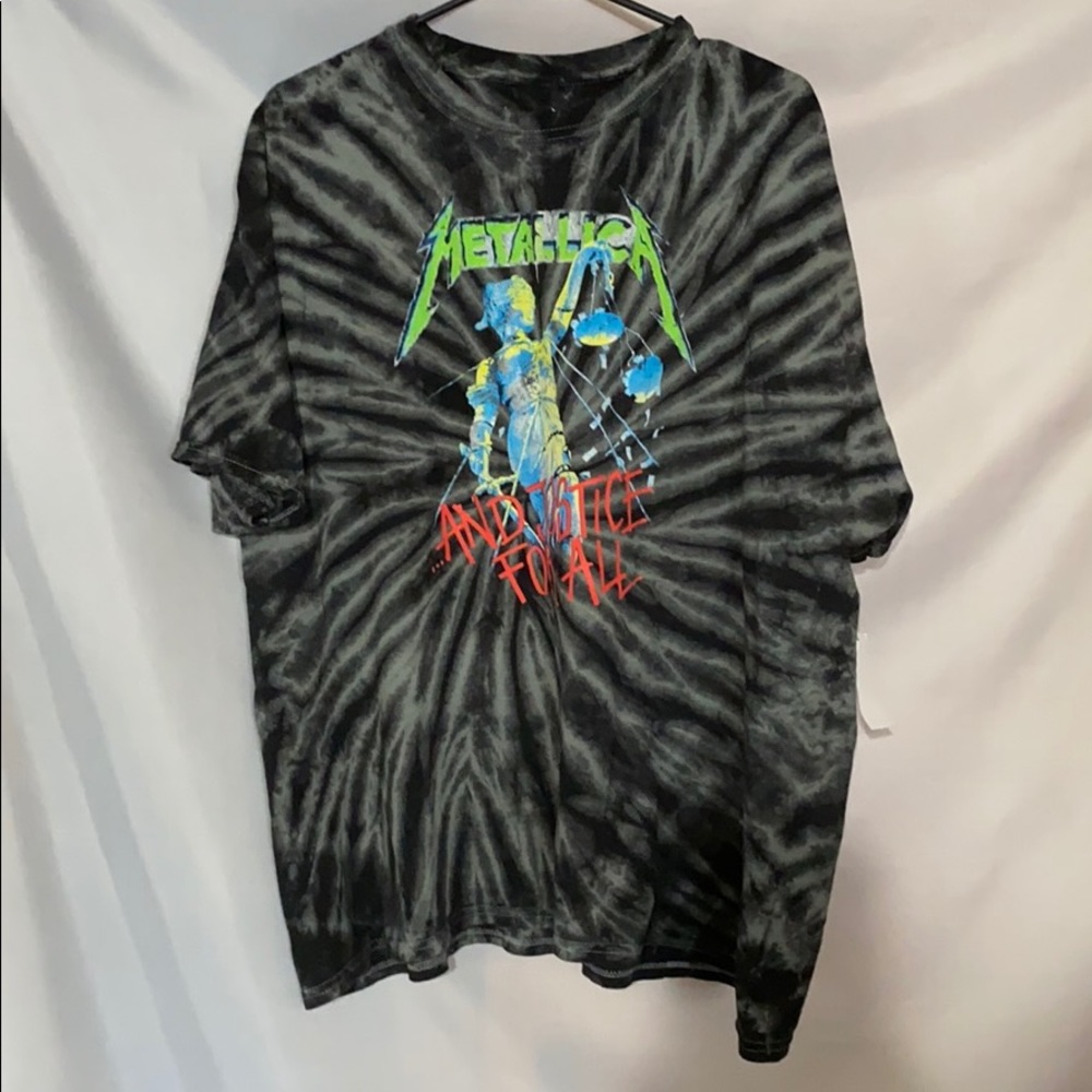 Metallica t shirt
